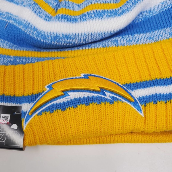 NEW 2021 NFL NEW ERA ON FIELD SIDELINE POM BEANIE - Los Angeles Chargers - Picture 2 of 4